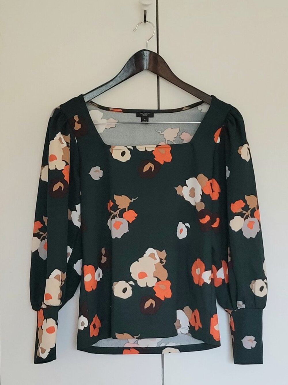 Ann Taylor - dark green floral blouse, small petite